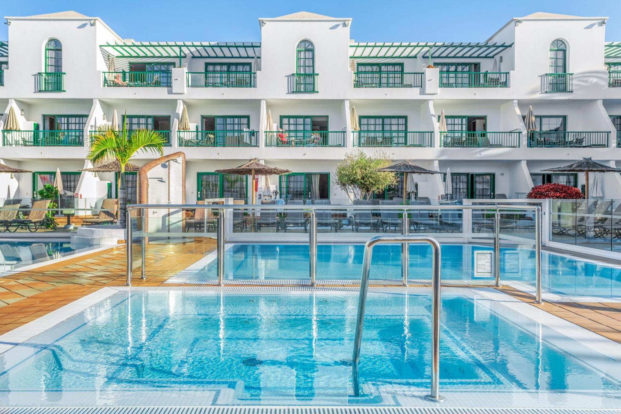 Club Del Carmen Aparthotel Puerto del Carmen  Bagian luar foto