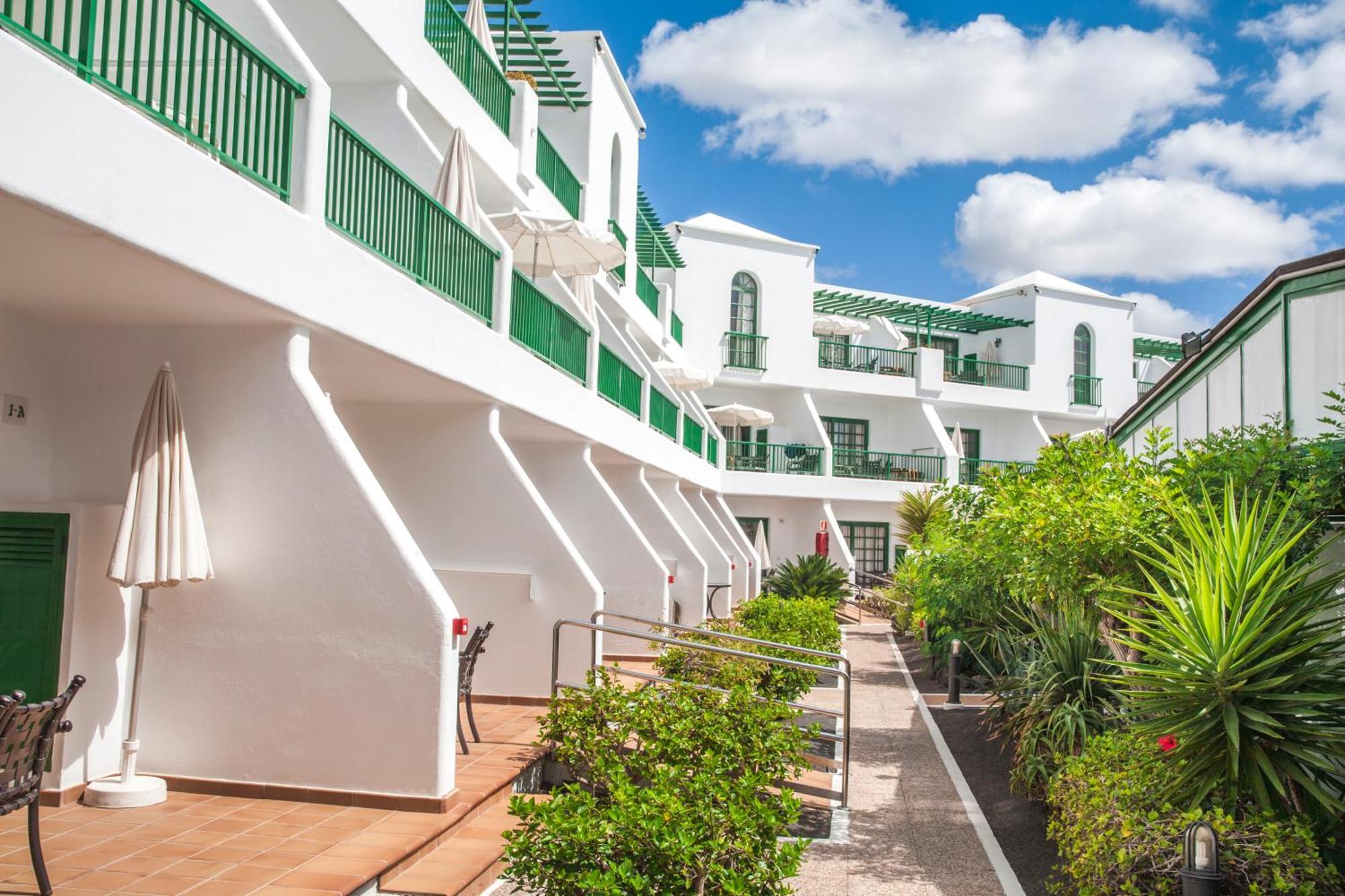 Club Del Carmen Aparthotel Puerto del Carmen  Bagian luar foto