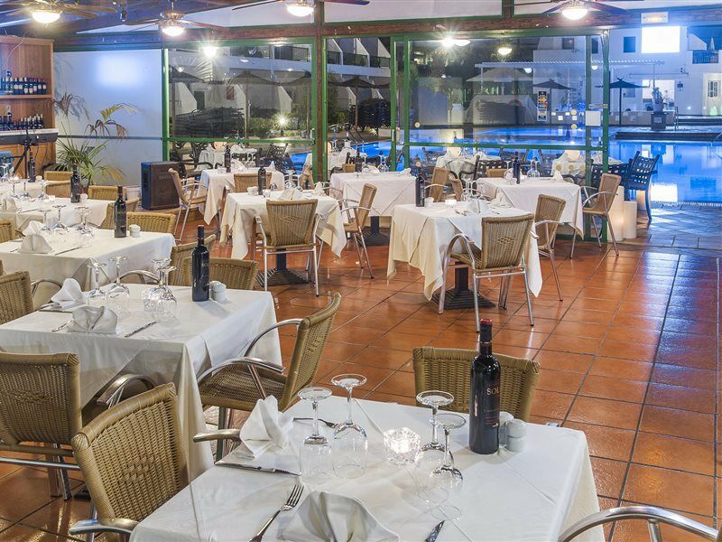 Club Del Carmen Aparthotel Puerto del Carmen  Bagian luar foto